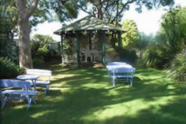 Lake Haven Motor Inn Gorokan Dış mekan fotoğraf