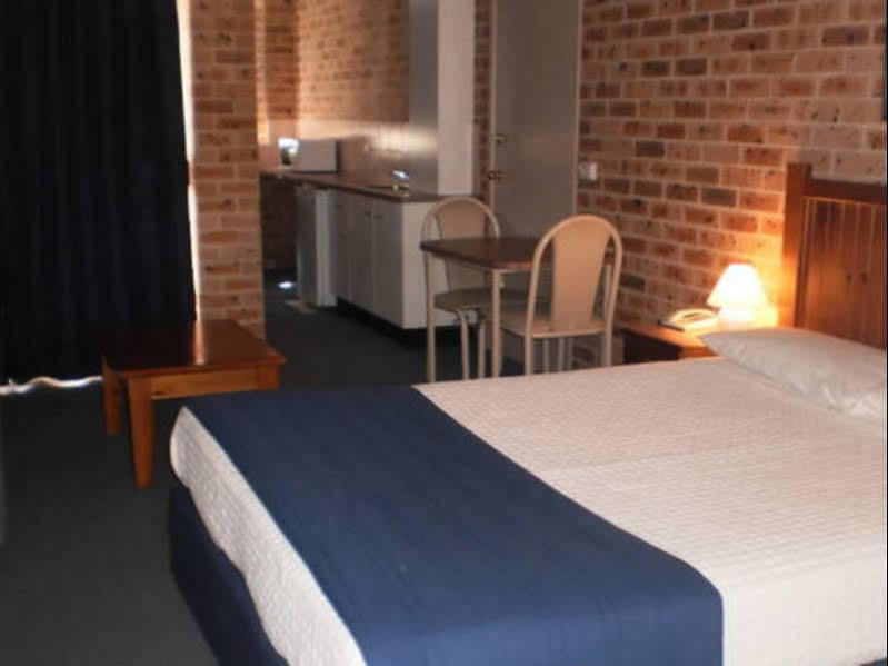 Lake Haven Motor Inn Gorokan Dış mekan fotoğraf