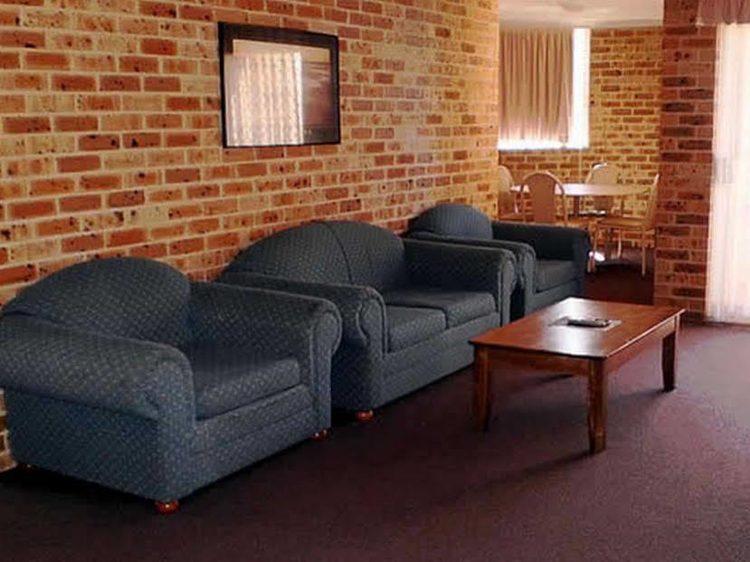 Lake Haven Motor Inn Gorokan Dış mekan fotoğraf